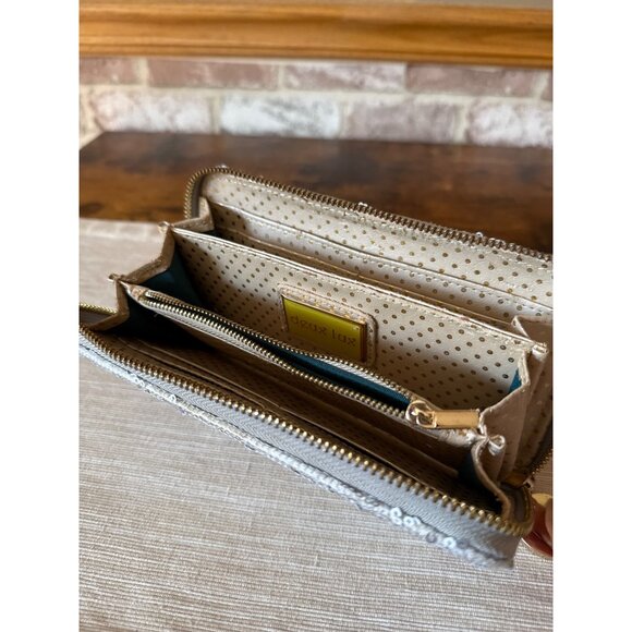 Deux Lux Silver Sequin Clutch Wallet Card Holder With Zip & Charm - Picture 7 of 16